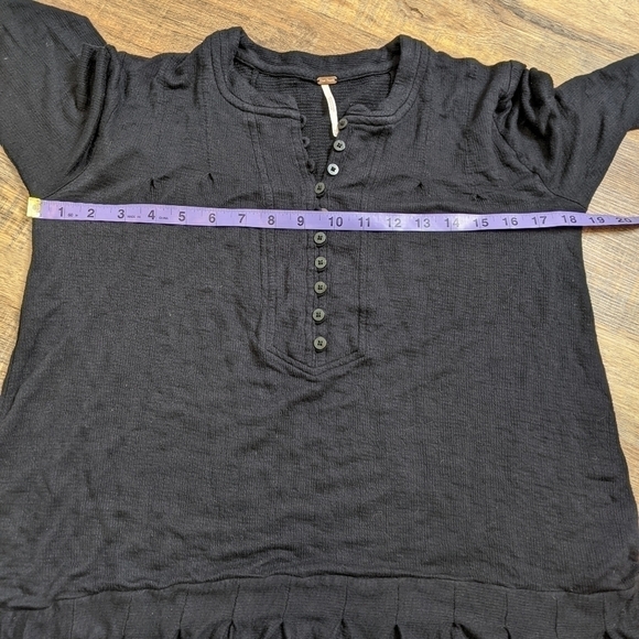 𝅺free people your girl tunic ruffled top black boho Bohemian shirt - Picture 3 of 10